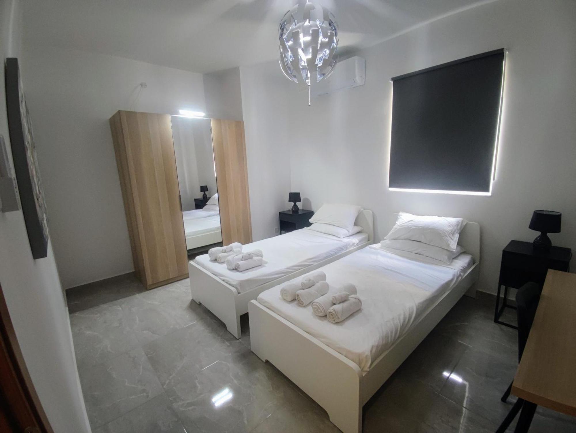 Deggies Apartments - Spacious, Modern Apartment! ナッシャー エクステリア 写真